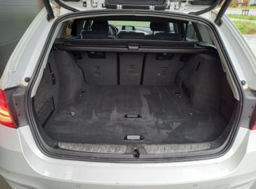 BMW 318d Touring Sportline