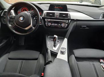BMW 318d Touring Sportline