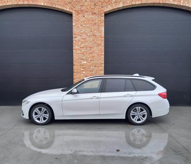 BMW 318d Touring Sportline